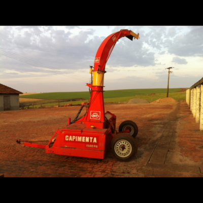 LOTE 168 – FORRAGEIRA DE CAPIM CAPIMENTA 1500PR