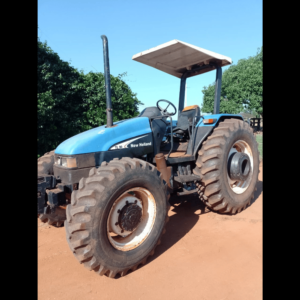 LOTE 140 - TRATOR NEW HOLLAND TL 90
