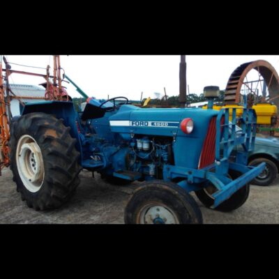 TRATOR FORD 4600