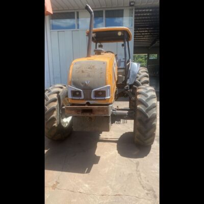 TRATOR VALTRA BM 125 4X4 – PLATAFORMADO