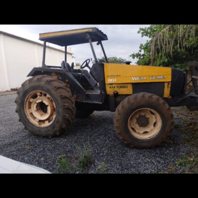 TRATOR VALMET 985 4X4
