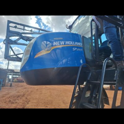 PULVERIZADOR NEW HOLLAND SP2500