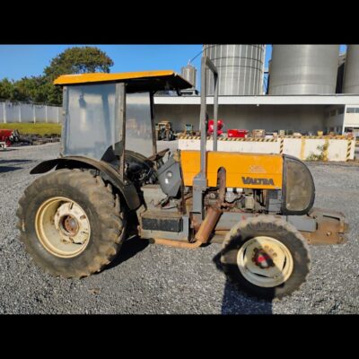 TRATOR VALTRA BF 75 4X4 – PLATAFORMADO