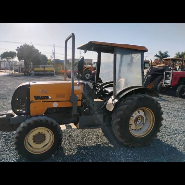TRATOR VALTRA BF 75 4X4 - PLATAFORMADO