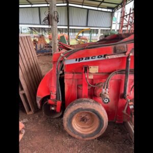 Vagão Misturador Vertical Ipacol VFMH 2.2