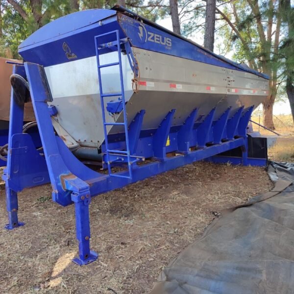 Distribuidor de Sólidos Carmetal Zeus 25001 Roll On Roll Off (02)