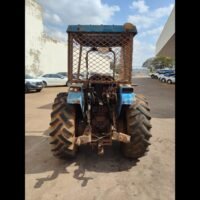 TRATOR NEW HOLLAND TT 3880 4X4 - PLATAFORMADO - Imagem 5