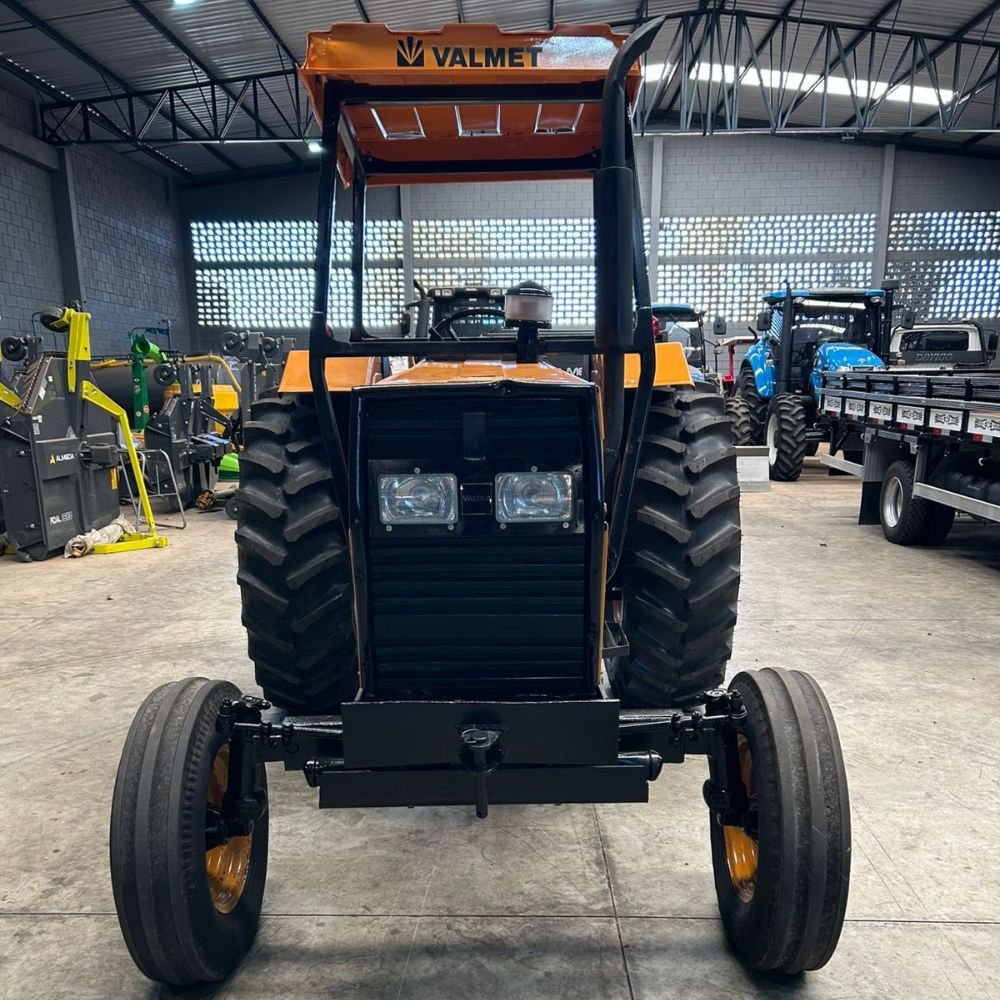 Trator Valmet 785 4x2 Ano 1996 - Imagem 2