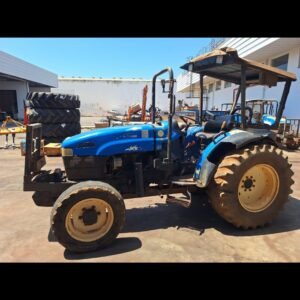 TRATOR NEW HOLLAND TT 3880 4X4 - PLATAFORMADO