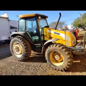 TRATOR VALTRA BM 110 4X4 - CABINADO