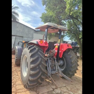 TRATOR MASSEY FERGUSON 4297 4X4 – PLATAFORMADO