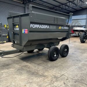 Carreta Almeida Forrageira 8000 eixo tandem