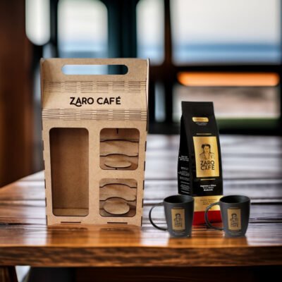 Kit Presente Zaro Café Moderado Moído 500g + 2 Canecas Pretas 170ml